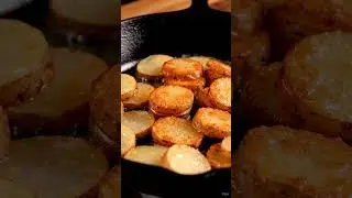 Satisfying CuttingFrying SoundsCrispyGarlicButter Potatoes#ASMR #CookingSounds#SatisfyingVideo#Short