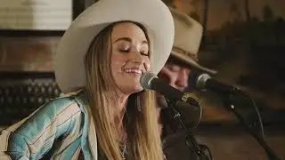 Bri Bagwell - Crazy (LIVE ACOUSTIC)