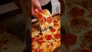 Chicken Crust Pepperoni Pizza🍕 #highprotein #lowcarbrecipes
