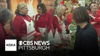 Creating the record for the world's largest Christmas cookie exchange