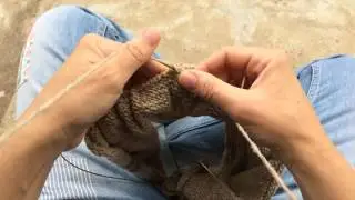 Portuguese knitting - The Purl stitch