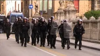 Scontri tra studenti e polizia a Palermo