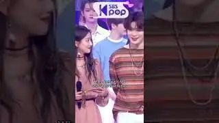when #jaehyun's two  ships were next to him #ros&eacute;