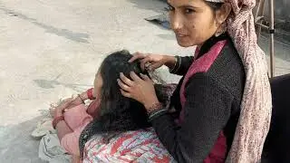 Mother nitpicking India / nitpicking in long hair asmr 