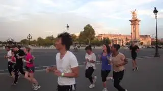 Parisians jogging :) Парижане на пробежке :)