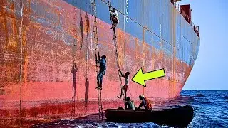 Pirates Board Massive Cargo Ship &ndash; Watch the Captain&rsquo;s Bold Move