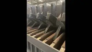 Overlay welding repair on a single-tooth roller crusher using our wear-resistant welding wire