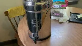 Royal Berkey Gravity Fed Water Filter System 3 25 Gallon with 2 Black Berkey Elements Review