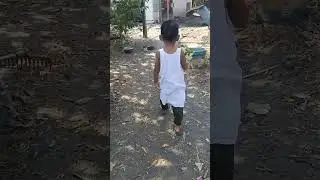 la,may pa bulaklak pa c Liam James para sa mama nya ah,#nakita nya kng sa gilid gilid Ng bakoran 😍😍