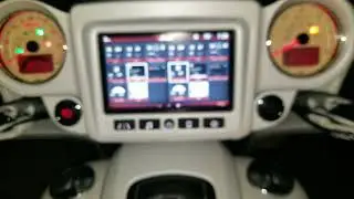 2017 Indian Chieftan Limited Infotainment system