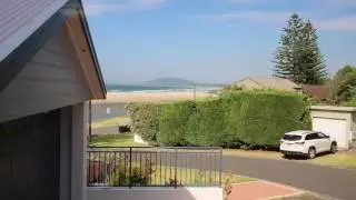 4 Dixon Street, Gerroa - internal video
