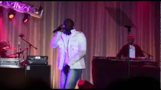 Akon's tribute to Snoop Dogg - I wanna love u
