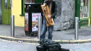 walking down a Galway road - Music everywhere!