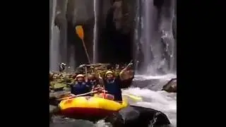 RAFTING SONGA ATAS #songapekalenrafting #arungjeramsonga #songaadventure #raftingsonga  #wisataalam