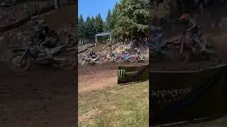 Saw stars after that crash&hellip;.#race #motocross #supercross #outdoors #dirt #nap #crash #washugal