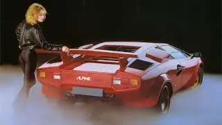 Robo Ash - The Girl in the Lambo II (Synthwave / Outrun)