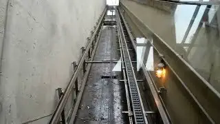 Exploring the Metro: A Diagonal Elevator (Inclinator) at Huntington!