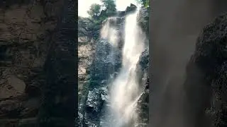 Jarogo Waterfall, Sawat, Pakistan #sawat #pakistanbeauty #tourism #songs #bollywood #pathan