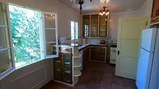 PL8598 - Stunning Art Deco 1+1 Apartment w/Views!