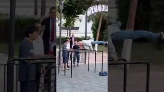 Crazy strong grandpa prank 👴🏼