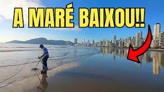 CA&Ccedil;ANDO TESOUROS NA MAR&Eacute; BAIXA COM O DETECTOR DE METAIS!!