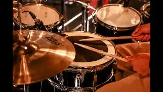 THE BEATLES - Come Together - No Drums [Practice Track] - [drum cover]
