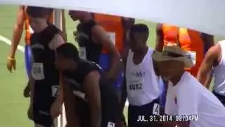 The jog over to the paddock 4 x 400 MAVERIC