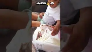 Baby Eating ice-cream #eating #icecream #vr #comer #helado #4000watchtime #yt #funny #shorts #eat