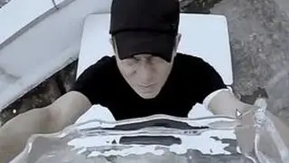 全球瘋冰桶挑戰 劉德華 周杰倫 陳奕迅 林書豪 LADY GAGA 雷神索爾 名人輪番作公益