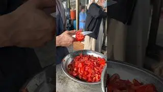 Tomato 🍅 cutting skill at peshawar . #localfood #foodstreet #streetfood #foodie #foodlover #viral