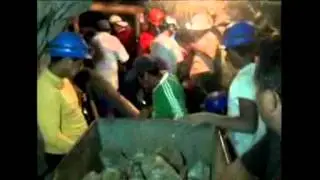 Nine men trapped in Peruvian gold mine