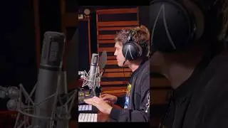 Tom Thum in the studio with Focusrite