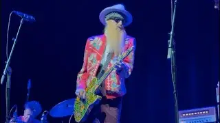 BILLY F GIBBONS BFG “Gimme All Your Lovin” LIVE Grove Of Anaheim Anaheim,California January 25, 2026