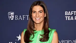 Kaitlan Collins Shows Off Her Huge Size In New Photo