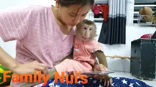Nui Family | Mommy, Nui wants to see the phone