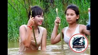 Fishing Method use 50 Chicken Eggs with Coca Cola Catch Fishes from Hole | #Rural_Catching_Fish