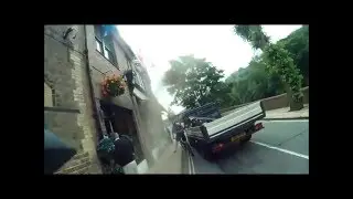 Cyclist Attacked by Psycho Driver