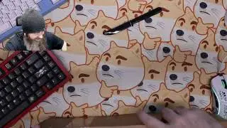 Unboxing a Skeletn87 Mechanical Keyboard Kit from Bredworks.