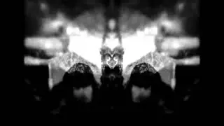 Elabor - The Peeling Paint of a Forgotten Face - Visualizer