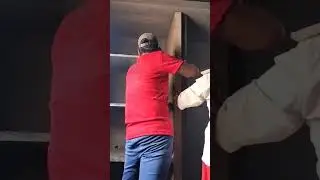 Plastering the wall and corner of the wardrobe. #wallplaster #skconstruction #plaster #bilding