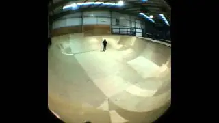 Glenn carving the bowl at the factory skatepark Dundee Scot