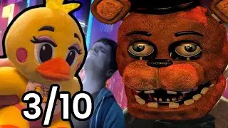 Игрушечная Чика смотрит фильм ФНАФ