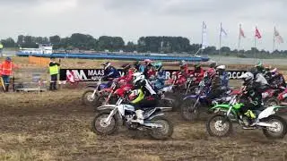 Motorcross Zaltbommel start MX2 serie oneven . 11-09-2021 .  P2 .