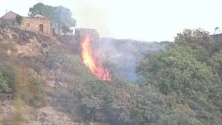 Canadair si schianta sulle pendici dell'Etna, dispersi i due componenti dell'equipaggio