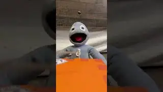 How to peel out the Yeeps plushie sticker and replace the new one. #tutorial #yeeps