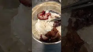 Rice with squids, duck meat and roasted pork #food#shorts.