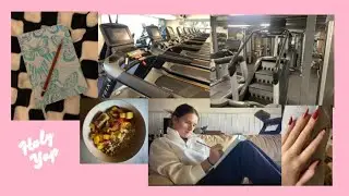 A slow day - journaling, going to the gym for the first time and Saturday chores - Enjoy!