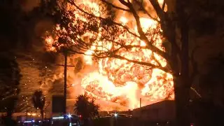 Massive Factory Fire Explosion in Sydney