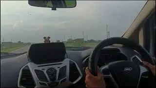 (ASMR) A 9 year old car's stability & refinement at 150km/h. 