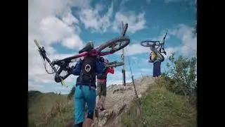An increadible innovative bike carrying system by PeakRider #P1